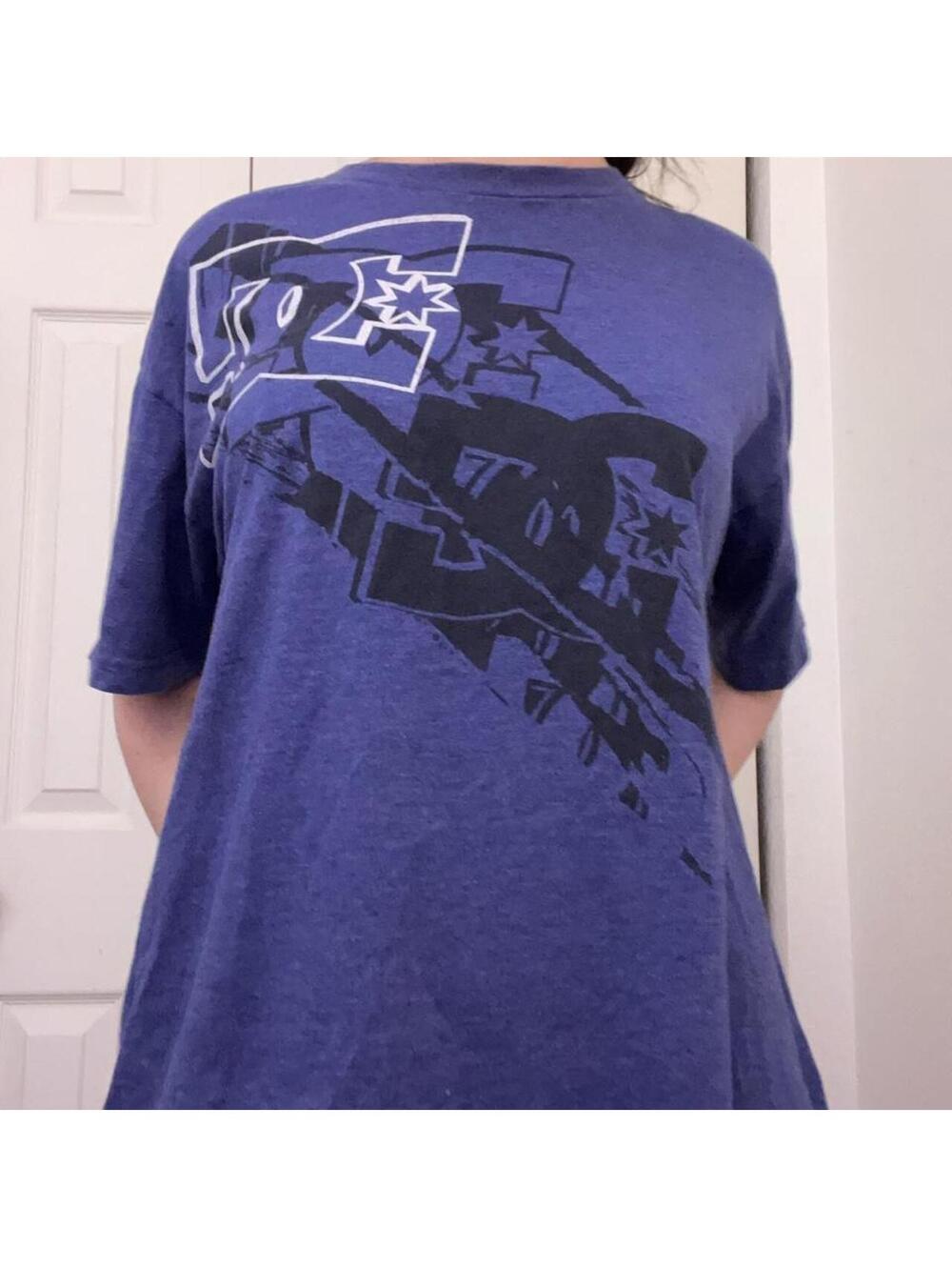 DC Shoes graphic tee